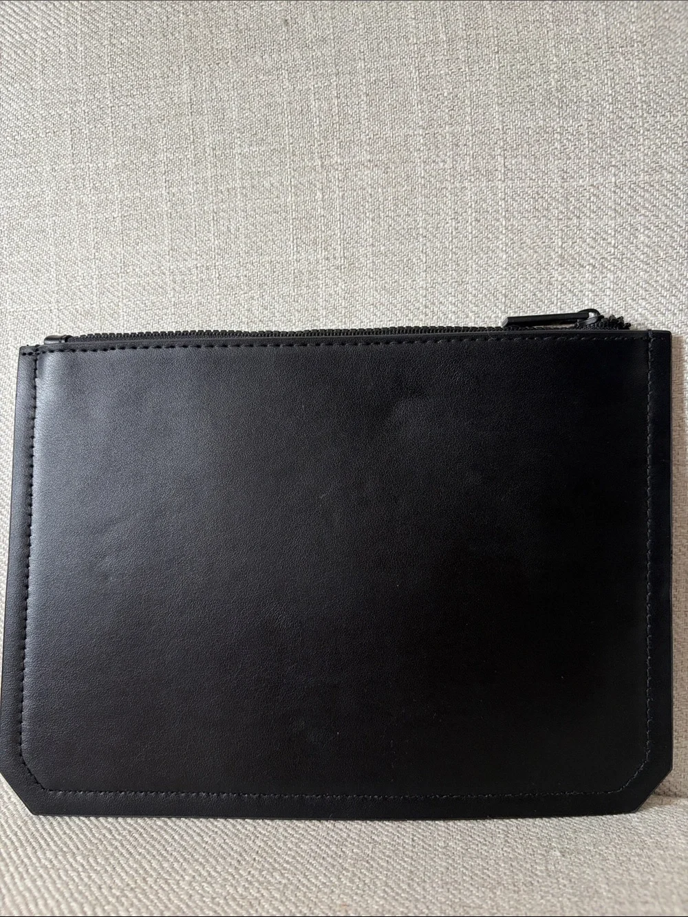 Yves Saint Laurent smooth black